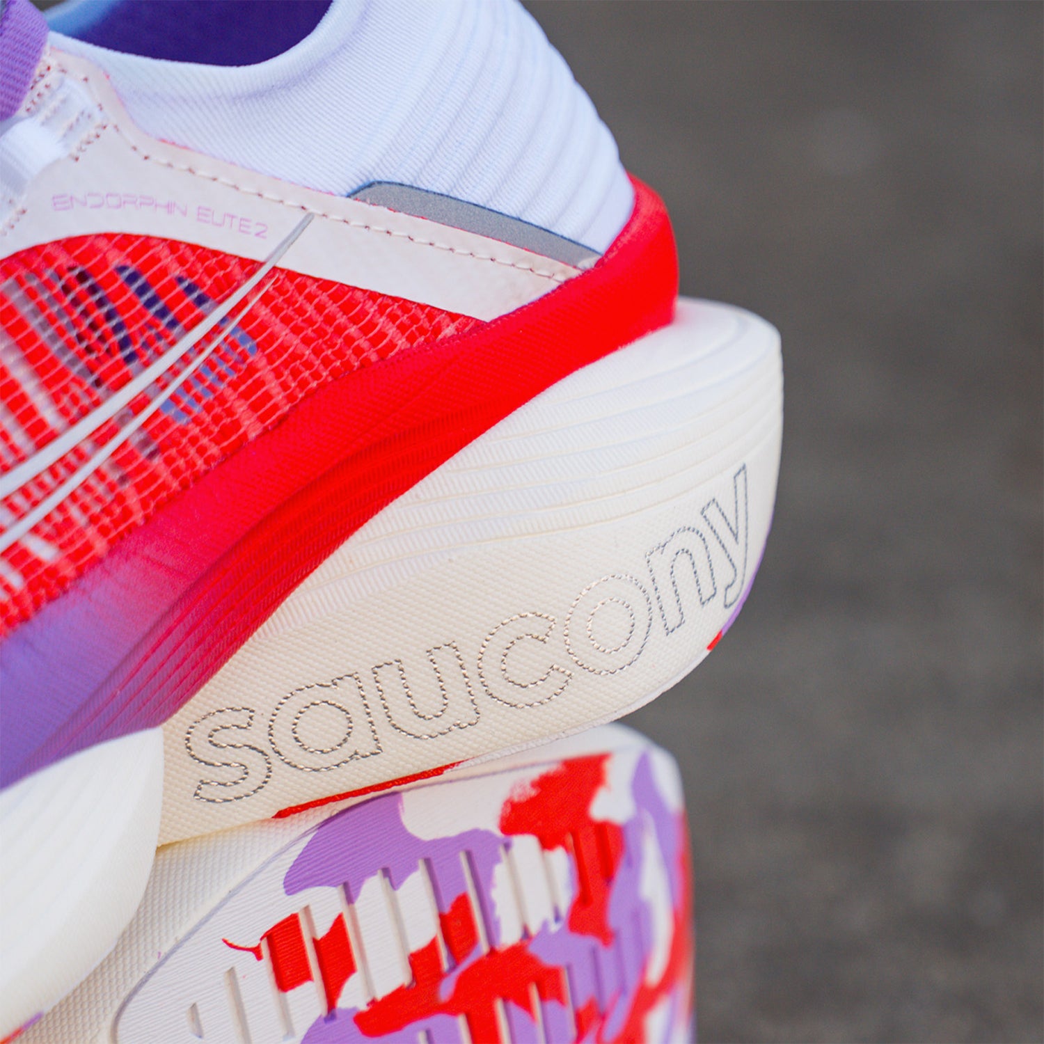 Unisex Saucony Endorphin Elite 2