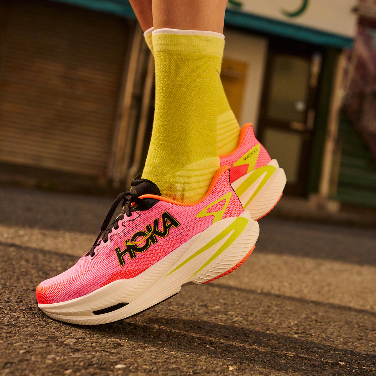 Womens HOKA Mach X 3 (Wide) | Versatile Super Trainer | Tempo & Racing ...
