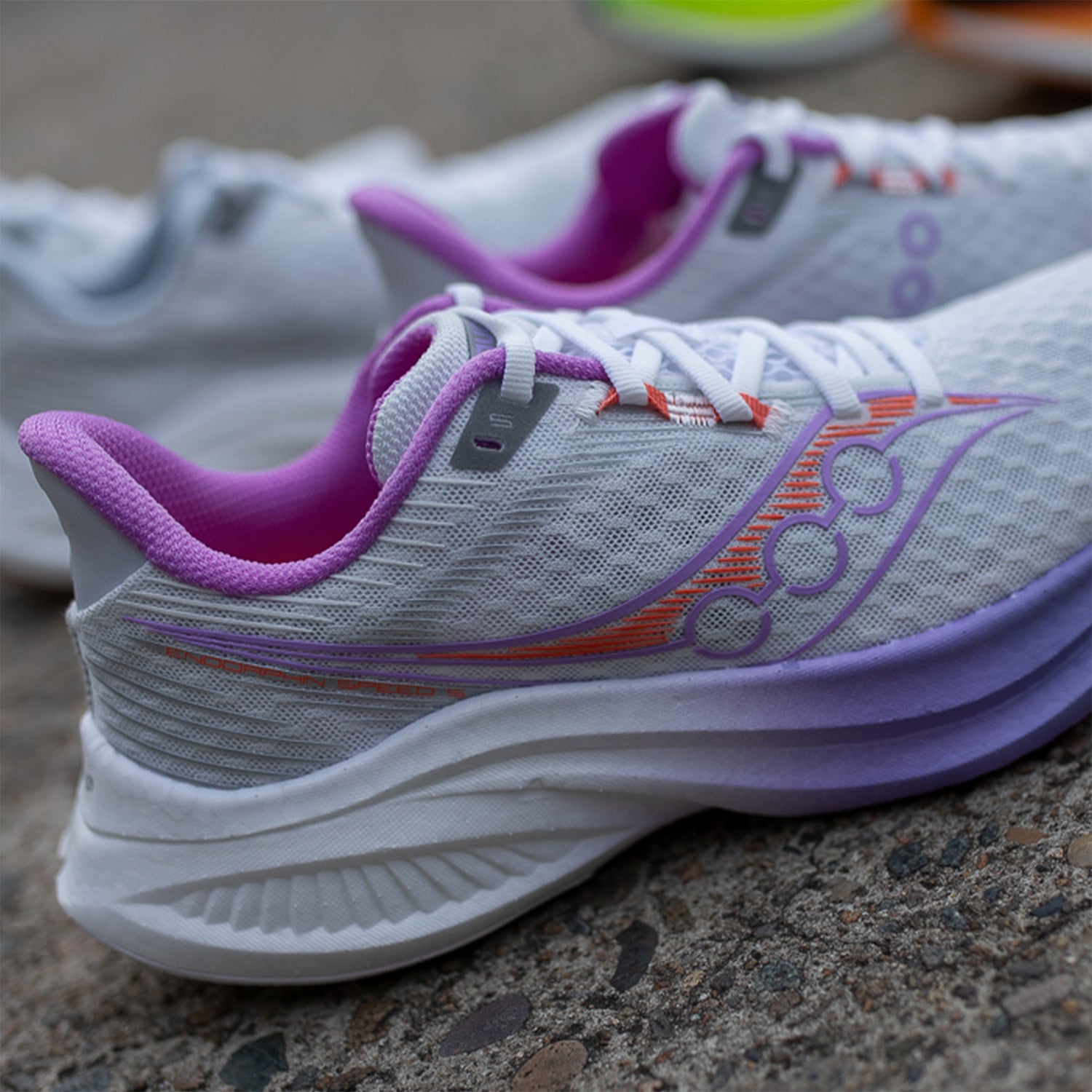 Womens Saucony Endorphin Speed 5